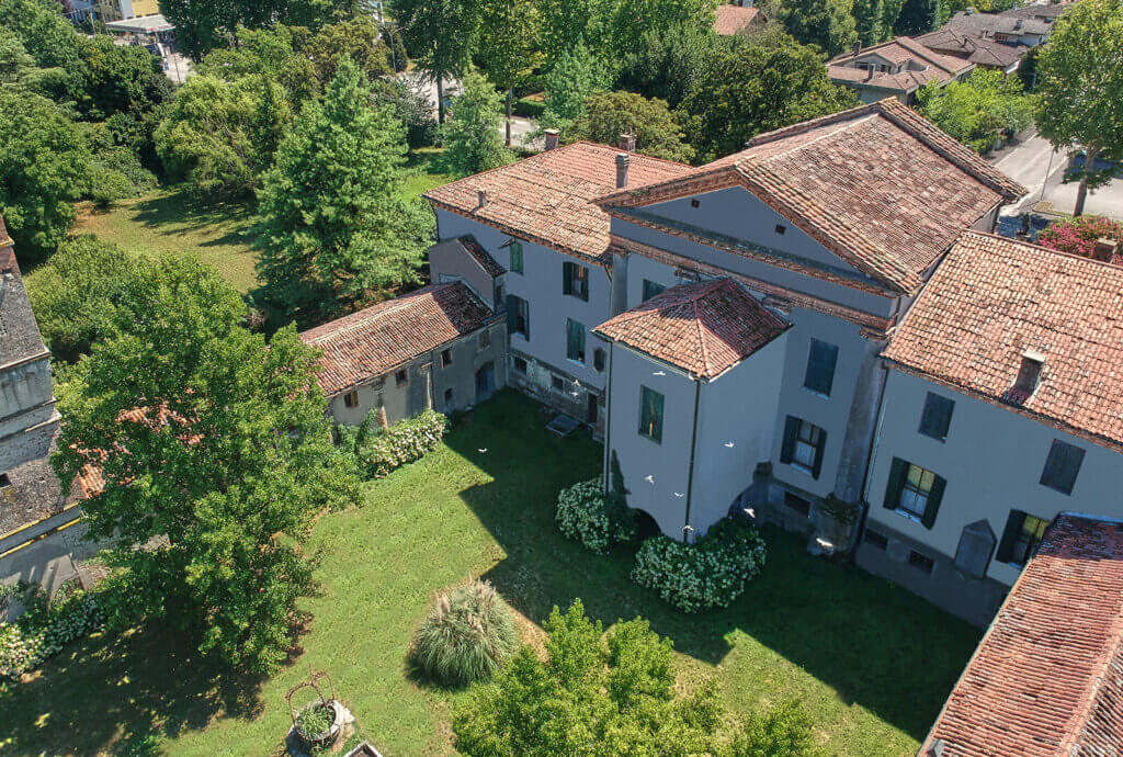 Luxury villa Italy