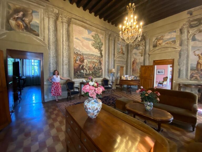 villa-palladiana-sala-caminetto